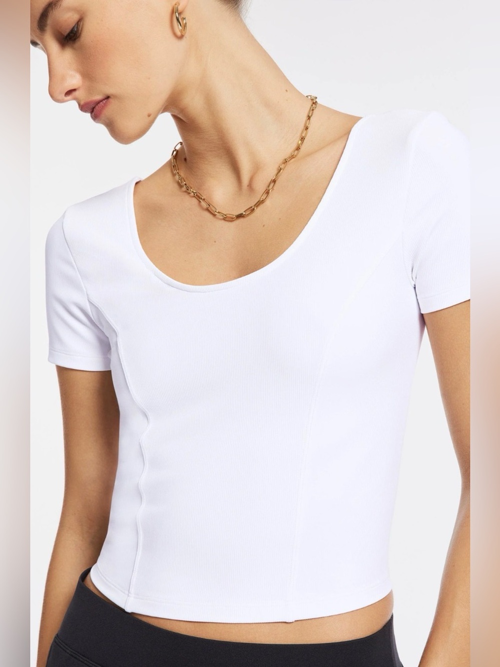 Bandier White Scoop Neck Short Sleeve Fitted rib Crop Tee Sz S $80 nwt
